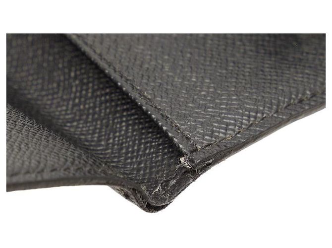 Louis Vuitton Damier Graphite Multicle 6 Key Case - view 5