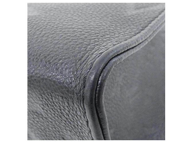 Borsa Louis Vuitton Monogram Empreinte OnTheGo PM - vista 2
