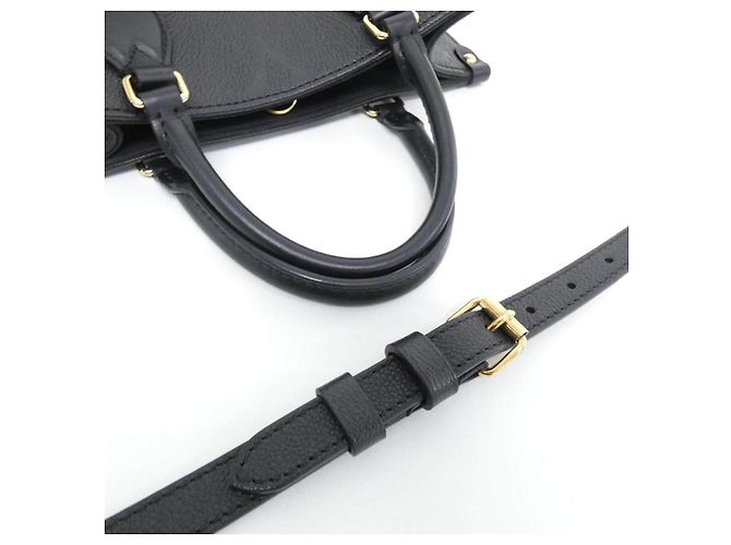 Borsa Louis Vuitton Monogram Empreinte OnTheGo PM - vista 6