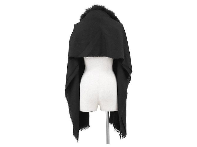FENDI FENDI Sciarpa Cape in Lana e Cashmere - vista 7