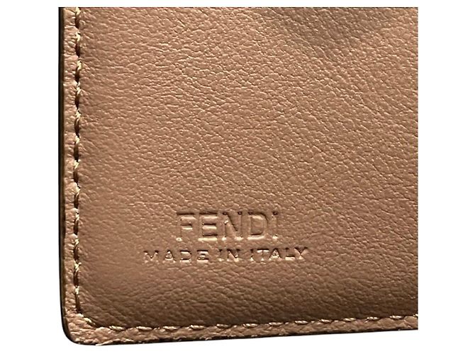 Fendi Peekaboo Micro Geldbörse - Ansicht 4