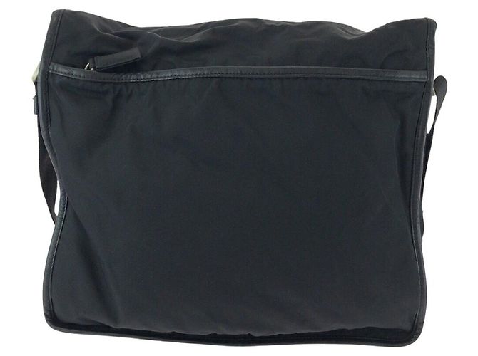 Borsa a tracolla in nylon Prada Tessuto con placca logo triangolare - vista 2