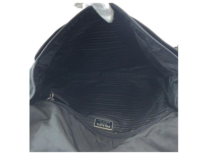 Borsa a tracolla in nylon Prada Tessuto con placca logo triangolare - vista 9