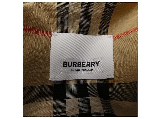 Gabardina Burberry - vista 4