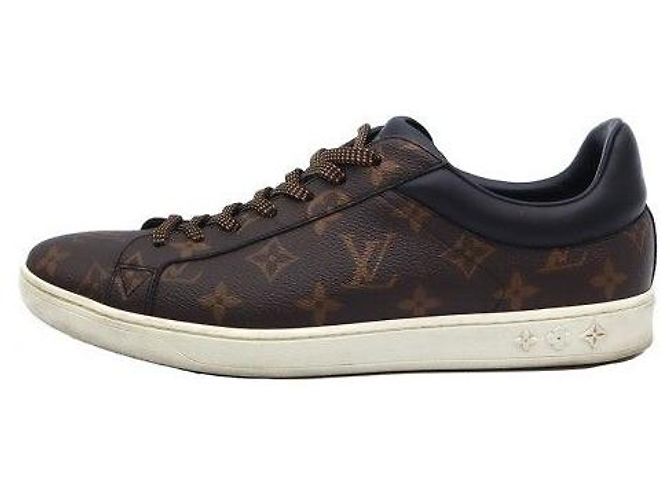 Louis Vuitton Sneakers Luxembourg in canvas Monogram - vista 3