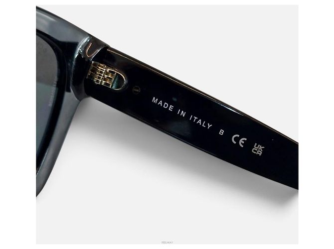 Chanel Gafas de sol negras Square Heart CC Logo - vista 6