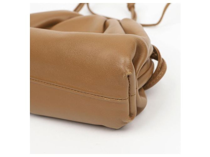 Bottega Veneta Mini Pochette in Pelle Marrone - vista 6