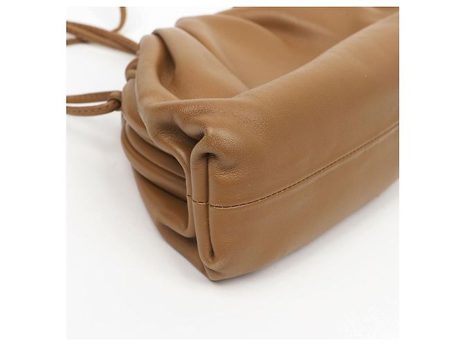 Bottega Veneta Mini Pochette in Pelle Marrone - vista 7