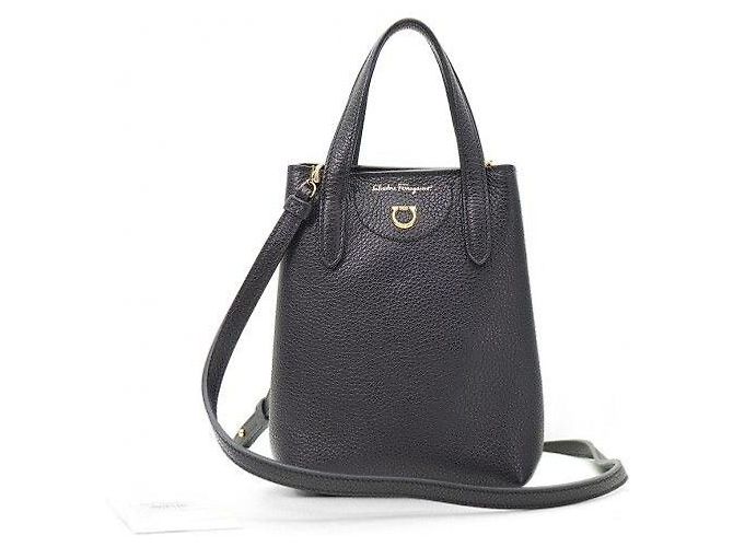 Salvatore Ferragamo Mini Top Handle in vitello nero Gancini - vista 2