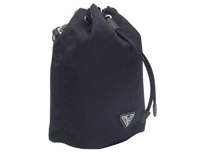 Prada Borsetta Bucket Bella in Re-Nylon Nero Pocono - vista 2