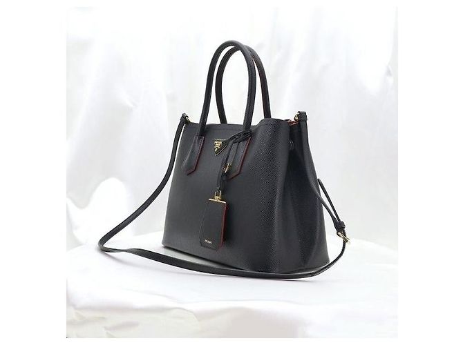 Prada Piccola borsa in pelle Saffiano nera con logo triangolare Quir - vista 3