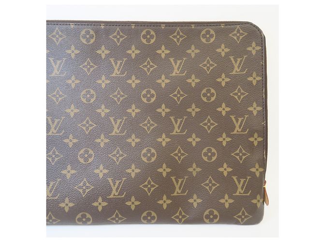 Louis Vuitton Clutch Monogram Etui Voyage GM - vista 2