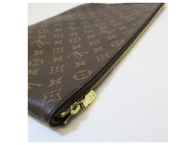 Louis Vuitton Clutch Monogram Etui Voyage GM - vista 4