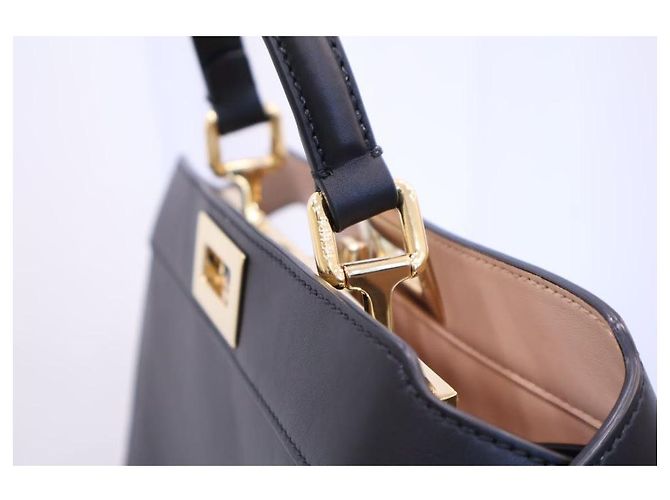 Fendi Borsa Tote Peekaboo IC Small Black AFLO - vista 5