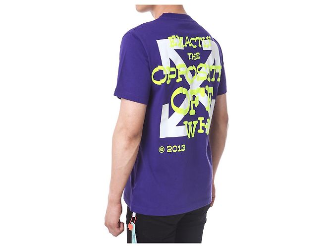 Off White Kurzarm-T-Shirt mit Neon-Velours-Schriftzug - Ansicht 11