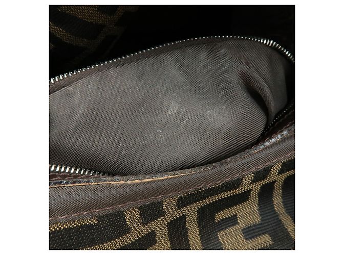 Fendi Flap Hobo Zucca Canvas Medium - vista 7