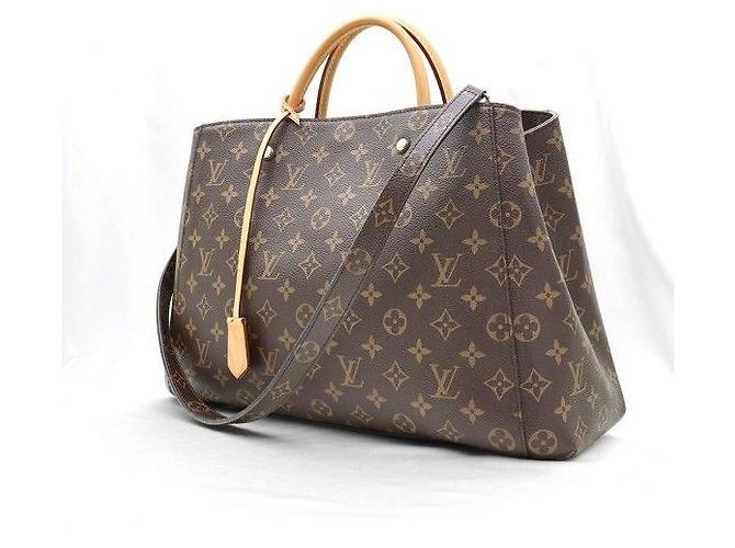 Louis Vuitton Way Monogram Canvas Montaigne GM - vista 3