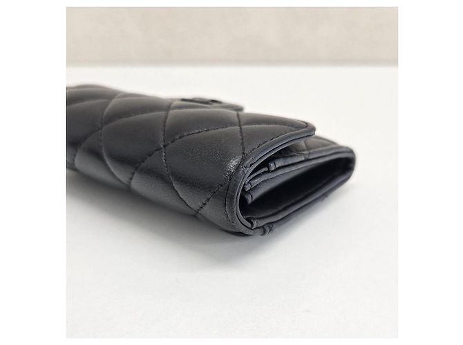 Chanel Classic Snap Flap Kartenetui aus Lammleder Schwarz - Ansicht 8