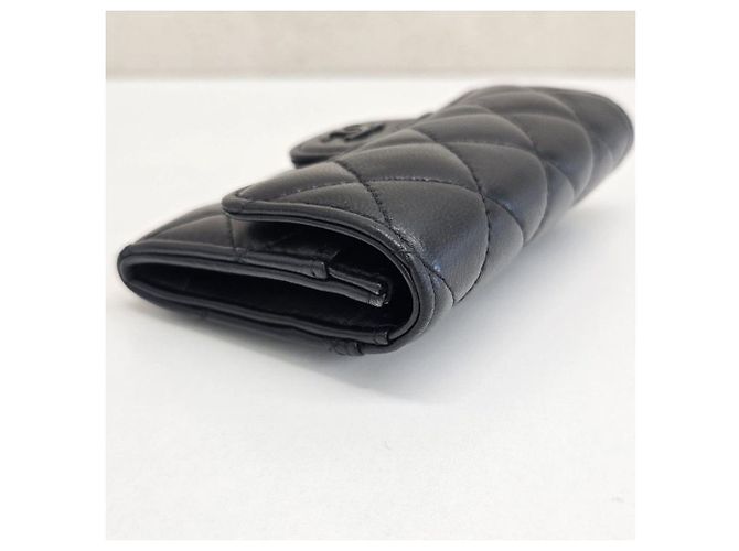 Chanel Classic Snap Flap Kartenetui aus Lammleder Schwarz - Ansicht 9