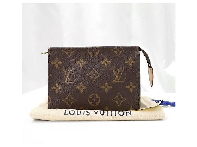 Louis Vuitton Necessaire in Monogram Canvas - vista 2