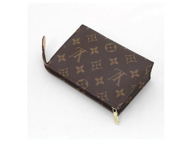 Louis Vuitton Necessaire in Monogram Canvas - vista 5