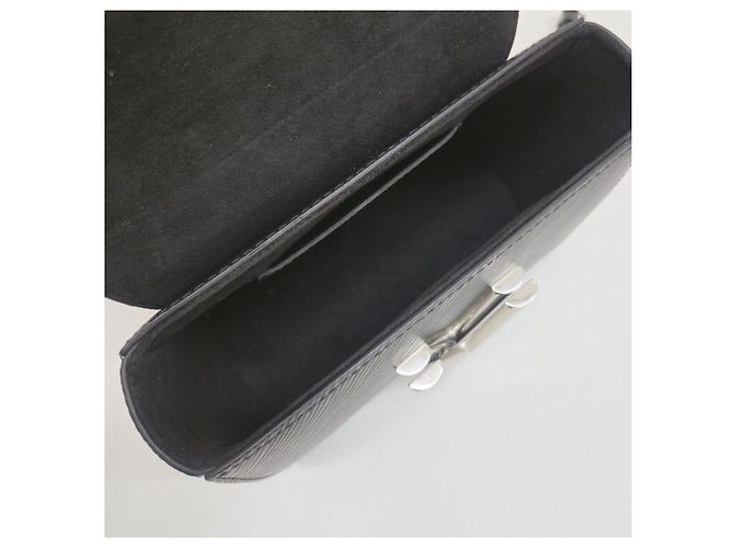 Louis Vuitton Borsa a tracolla Epi Twist PM - vista 18