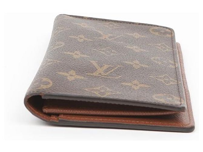 Louis Vuitton Monogram Brazza Long Wallet for Men - view 4