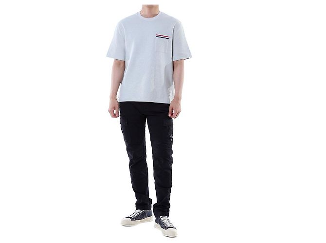 Thom Browne T-shirt redonda de lin e algodão com riscas e bolso - vista 3