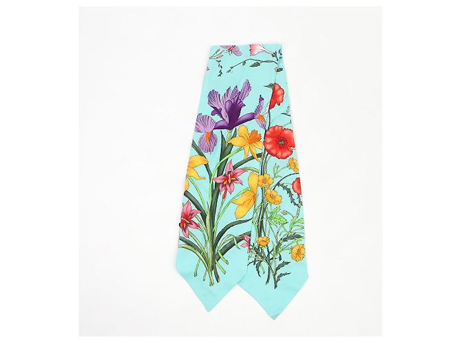 Sciarpa Gucci in seta con stampa floreale - vista 2