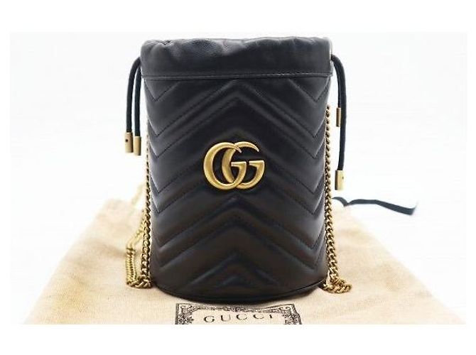 Gucci Mini Borsa a Secchiello GG Marmont in Matelassé Chevron Nera - vista 2
