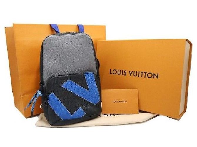 Louis Vuitton Slingback LV Initial Avenue in pelle taurillon - vista 2