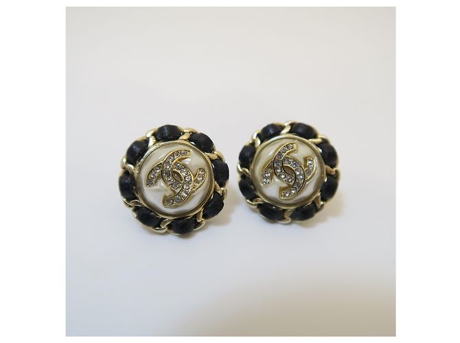 Chanel CC Logo Crystal Pearl Chain Ohrstecker - Ansicht 5