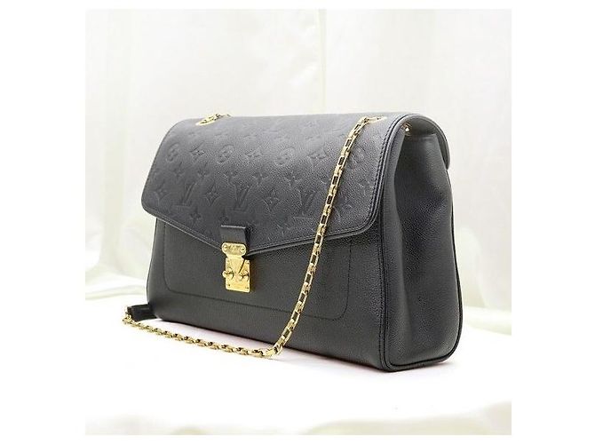 Louis Vuitton Borsa a tracolla Saint-Germain MM in Monogram Empreinte con catena dorata - vista 4