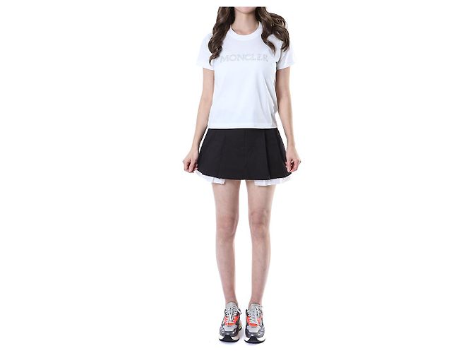 Moncler T-Shirt für Damen mit Kristall-Logo-Typo-Patch - Ansicht 2