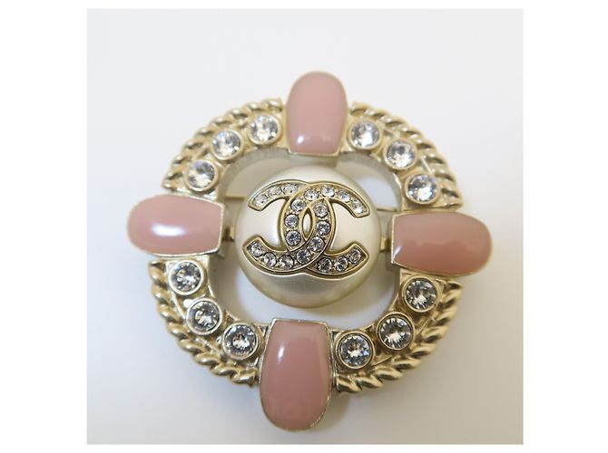 Chanel Spilla logo rotonda con perle dorate - vista 6
