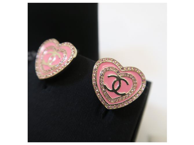 Chanel Orecchini Cuore in Cristallo con Logo CC in Rosa - vista 7