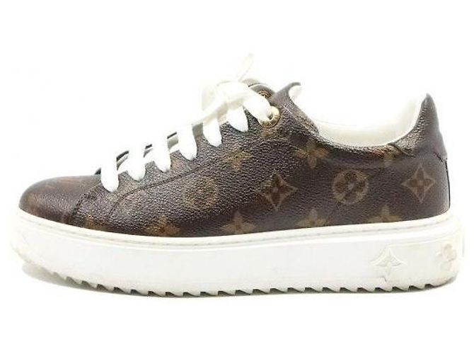 Louis Vuitton Sneakers Timeout da donna in tela Monogram - vista 4