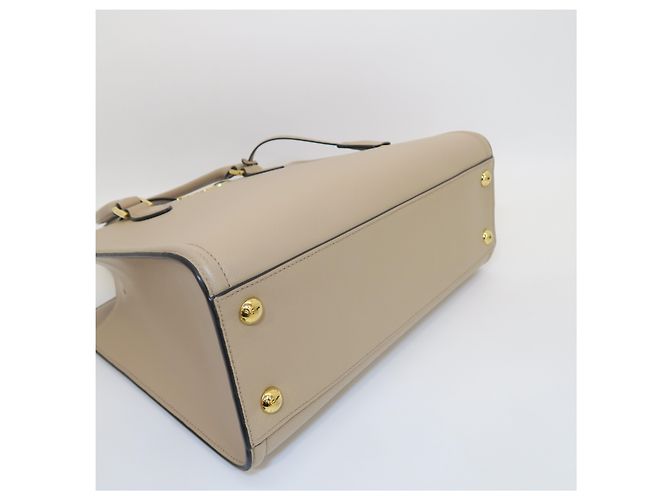 Prada Nuova borsa tote beige con logo dorato - vista 7