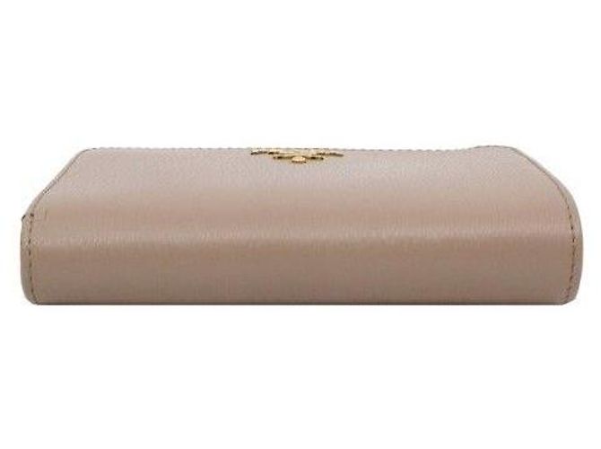 Prada Saffiano Ledergeldbörse mit Logo in Beige - Ansicht 6