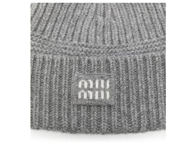 Miu Miu Wollbeanie mit Logo-Patch - Ansicht 6