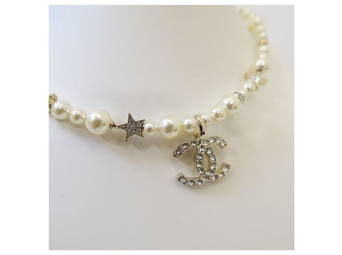Chanel Choker con pendente perla logo - vista 3