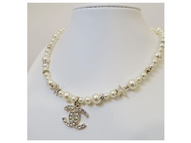 Chanel Choker con pendente perla logo - vista 5