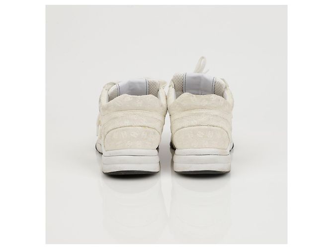 Chanel Logo Play All Over Suede Sneaker White - Ansicht 11