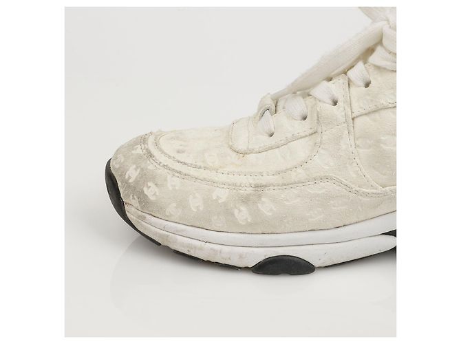 Chanel Logo Play All Over Suede Sneaker White - Ansicht 15