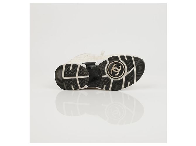 Chanel Logo Play All Over Suede Sneaker White - Ansicht 17
