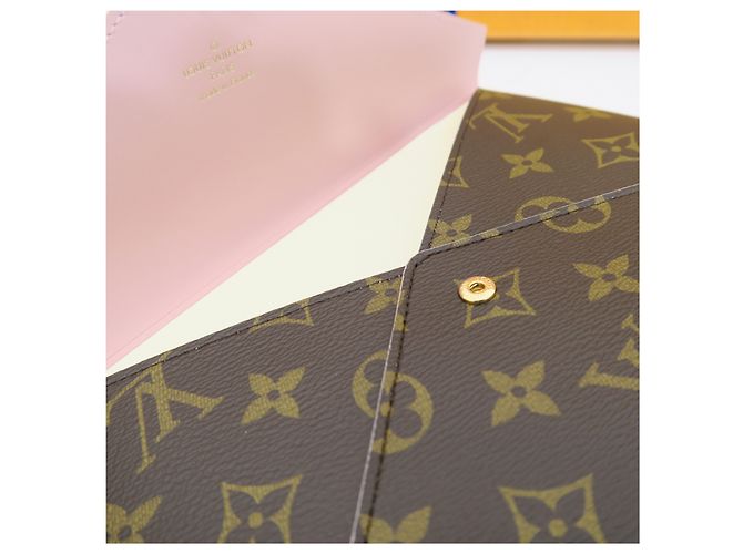 Louis Vuitton Pouch Kirigami in Monogram Canvas - vista 4