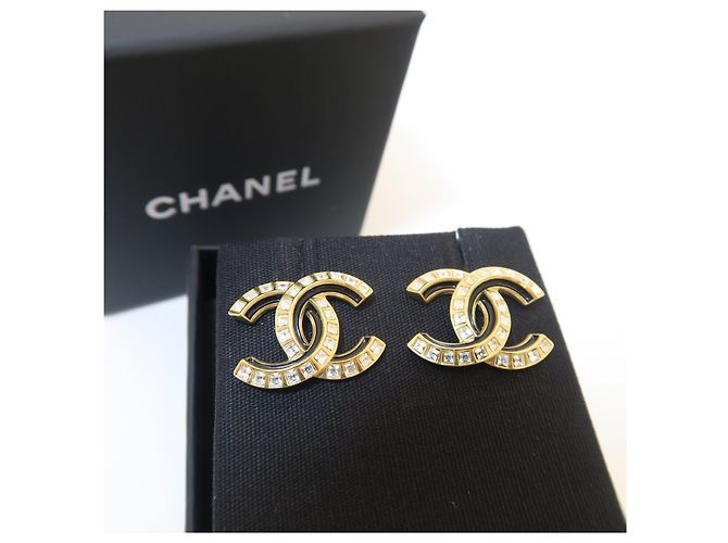 Chanel Orecchini Cruise Logo CC Nero e Oro - vista 2