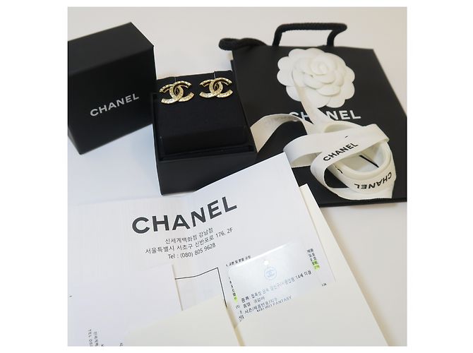 Chanel Orecchini Cruise Logo CC Nero e Oro - vista 4