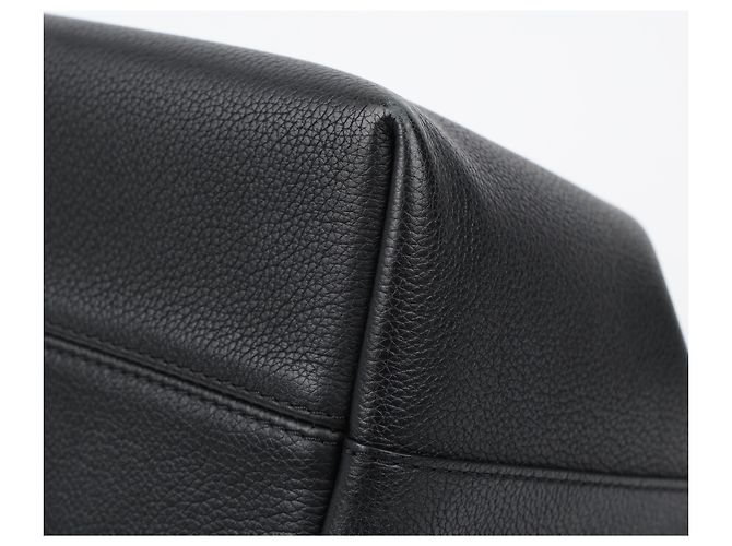 Bucket Louis Vuitton Borsa Tote a Secchiello in Pelle Nera - vista 11