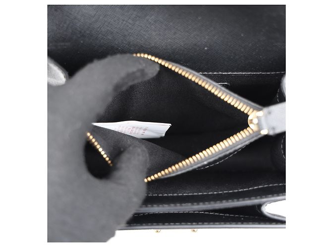 Marni Borsa a tracolla Trunk Mini in pelle Saffiano Nera - vista 13